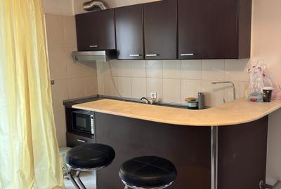 UNIRII,studio 2 camere in imobil 1998 cu CENTRALA TERMICA proprie, 3/8,NESTRADAL - 4