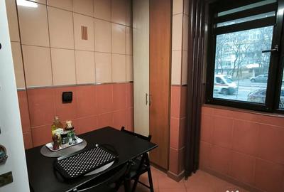 Apartament cu 3 camere semidecomandat în Giulești - 17