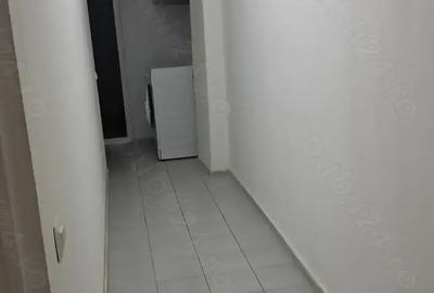 Inchiriez apartament - 2