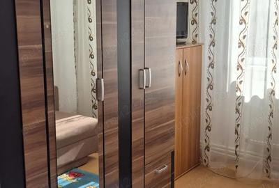 Inchiriez apartament 4 camere in zona Tomis Nord langa Universitatea Ovidius .Termen lung - 2