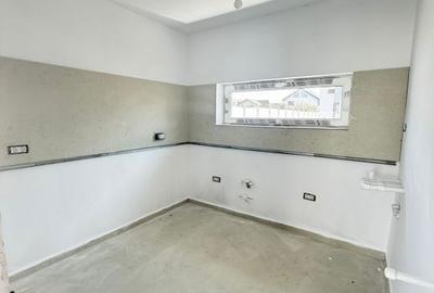 Casă cu 4 camere cu Teren 275 Mp în Central - 12