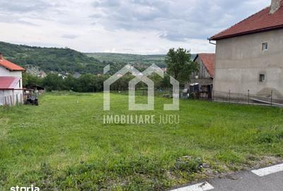 Teren de 1270 mp, în Chinteni - 3