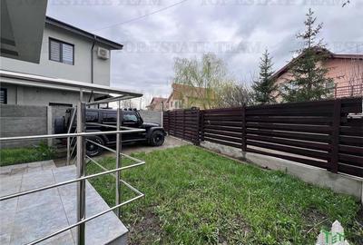Casa Individuala cuplata Living generos, 4 camere, asfalt, STB si canalizare int - 3