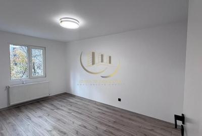 Apartament cu 3 camere semidecomandat în Central - 6