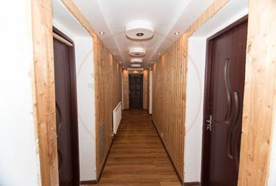 Casa - Golesti - Stefanesti - 3000 Mp Teren - 10