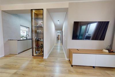 LIVE! Confort si eleganta, design original, curte individuala, terasa acoperita, - 24