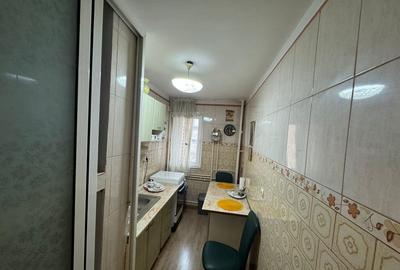 Apartament cu 3 camere semidecomandat în Drumul Taberei - 12
