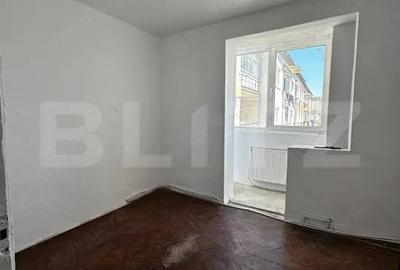Apartament cu 4 camere decomandat în Central - 3