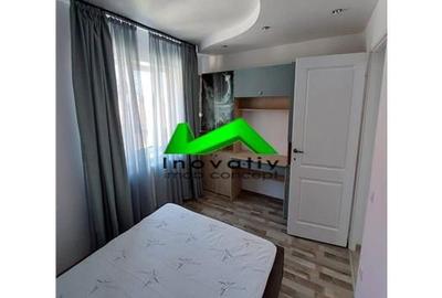 Apartament cu 4 camere decomandat în Valea Aurie - 3