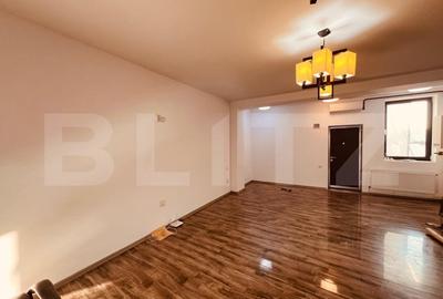 Birou, de 55 mp, în Central - 2