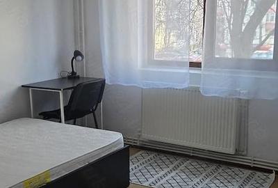 Apartament cu 3 camere decomandat în Canta - 6