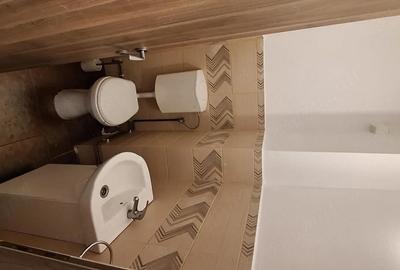 Apartament cu 3 camere semidecomandat, mobilat în Kiriac - 3