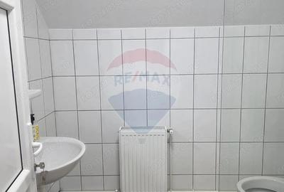 Spațiu comercial, de 180 mp, în Central - 3