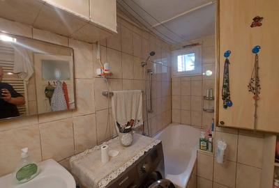 Casă individuală cu 2 camere cu Canalizare în P-ța Victoriei - 21