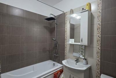 Apartament cu 3 camere semidecomandat în Dâmbul Rotund - 9