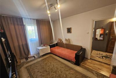 Resita, 2 Cam. Cf. 1, Et. 2, Micro 1 - 1