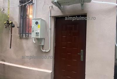 Garsonieră decomandată, mobilată în Universitate - 9