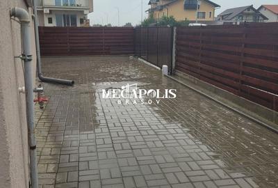 Apartament cu 3 camere decomandat în Central - 1