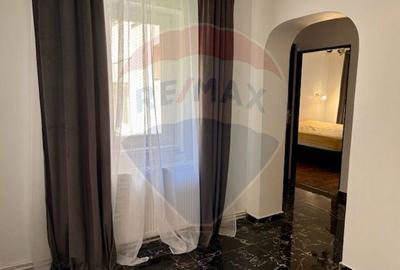 Apartament cu 3 camere de vânzare în zona Est - 6