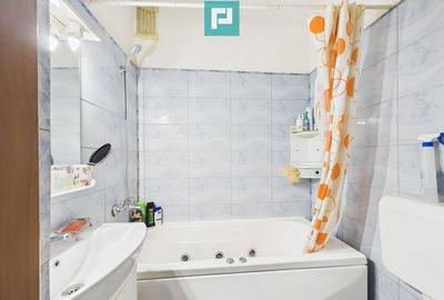 Casa cu 6 camere in Parneava - 2