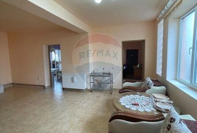 Casa spatioasa de vanzare pe strada Horea - 10