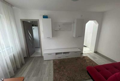 Apartament cu 2 camere semidecomandat în Micro 14 - 1