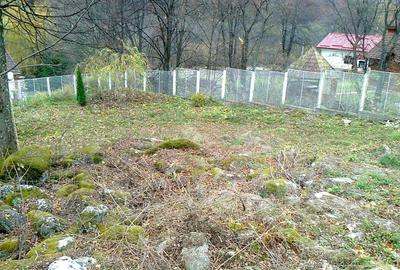 Teren de 2700 mp, în Central - 10