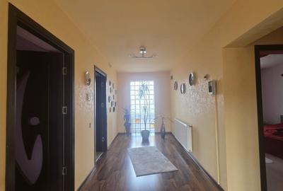 Casă individuală cu 6 camere în Bucium - 12