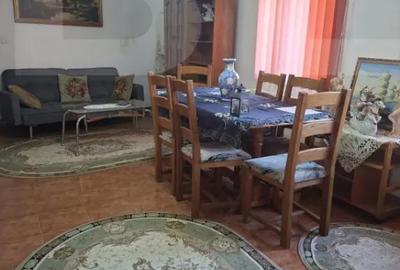 Casă cu 4 camere cu Teren 264 Mp în Central - 9