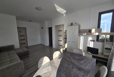 Apartament cu 3 camere semidecomandat în Bucureștii Noi