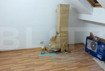 Spatiu de vanzare, zona piata din centru - 3