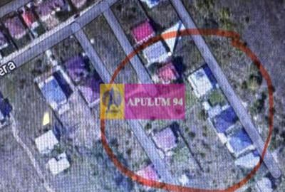 Teren de 450 mp, în Central