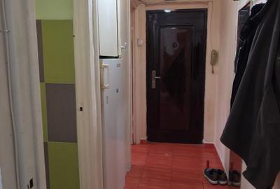 Etajul 1!!! 5 min de Iulius Mall .. 2 camere - 2