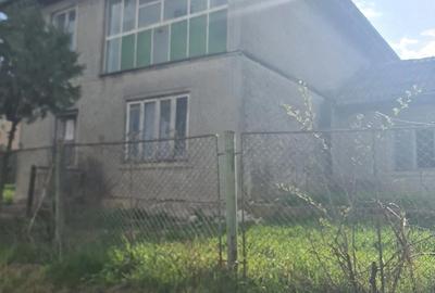 Casă cu Teren 1300 Mp în Probota - 4