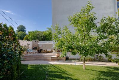 VILA DE LUX, zona Cartier Sasar , 450mp cu 10 ari teren! - 4