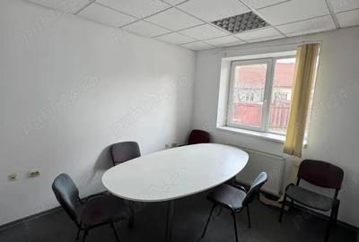 Casă cu 5 camere în Central - 3