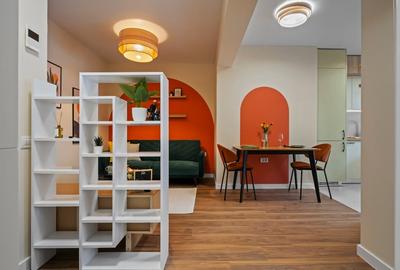 Apartament cu 2 camere semidecomandat, mobilat în Central - 1