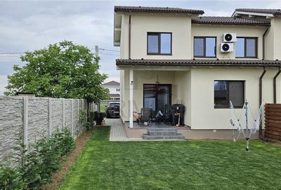 Duplex cu 4 camere cu Canalizare în Moșnița Nouă - 3