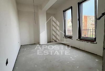 Apartament cu 3 camere semidecomandat în Central - 6