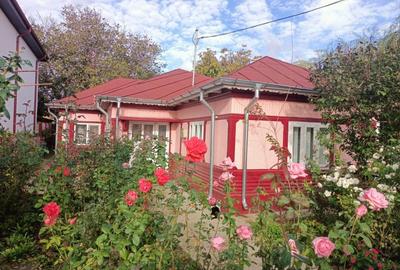 Casă cu 4 camere cu Teren 1000 Mp în Chiscani - 1