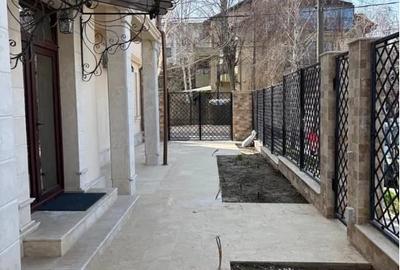 Casă cu 4 camere cu Teren 300 Mp în Tomis II