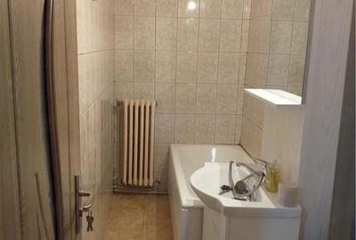 Apartament cu 2 camere decomandat în Tineretului - 1