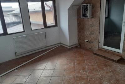 Spațiu comercial, de 800 mp, în Central - 2