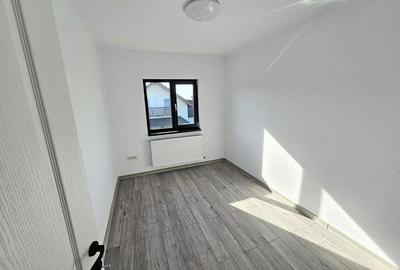 Duplex cu 4 camere cu Canalizare în Glina - 21