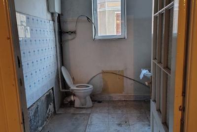 Casă individuală cu 12 camere cu Teren 160 Mp în Dorobanți - 32