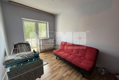 Apartament cu 3 camere semidecomandat în Central - 2
