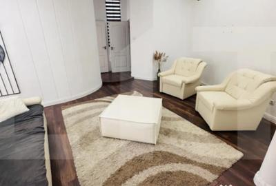 Apartament cu 5 camere în Central - 15