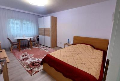 Garsoniera Mihai Bravu luminoasa vedere stradala - 3