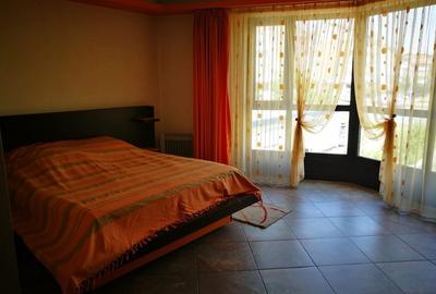 Casă individuală cu 7 camere cu Teren 811 Mp în 1 Mai - 6