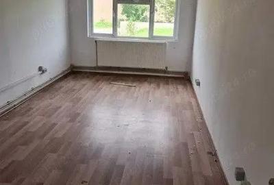 Spațiu comercial, de 1,723 mp, în Șoimuș - 5